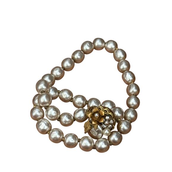 Miriam Haskell Women's Baroque Niki Pearls Ornate Clasp Necklace - Picture 1 of 5